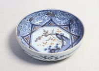 江戸中期赤絵金彩松梅に葉唐草図春寒鉢