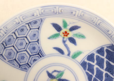 明治後期～大正平戸嘉祥色絵三果文小皿