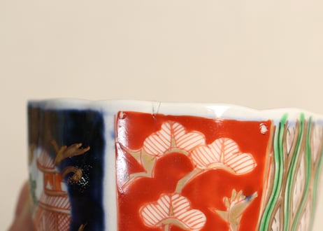 明治前期色絵松鶴と屋敷図向付 窯傷