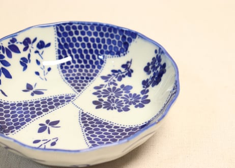 明治前期紙刷捻子に草花図なます皿