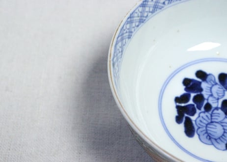 明治前期色絵牡丹と松竹梅図通り物蓋茶碗