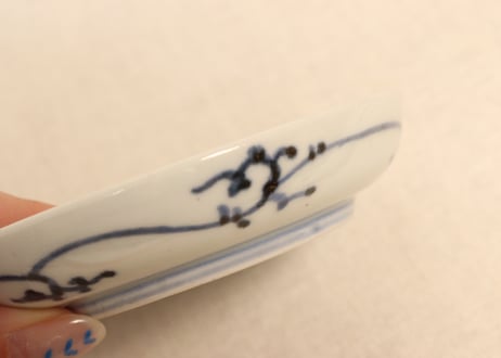 江戸中期染付山水図小皿②　汚れ