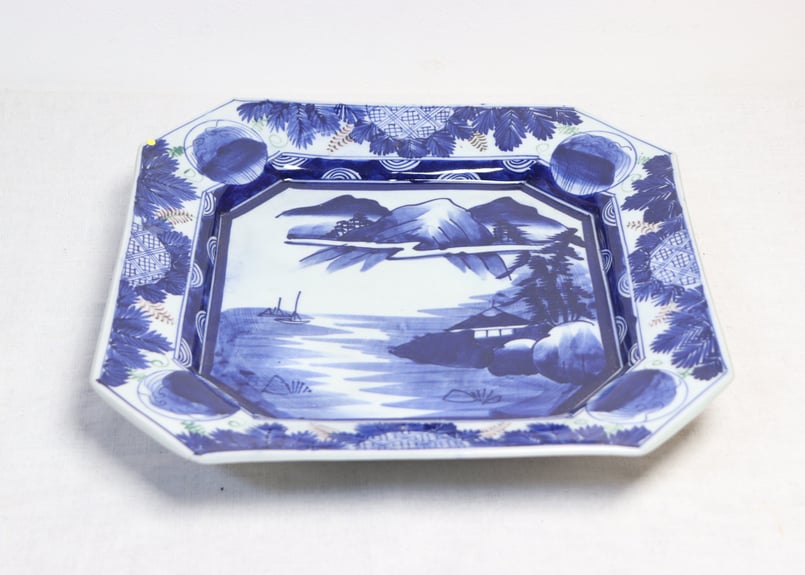 明治前期ベロ藍山水図角皿 ノミホツ | 吉祥寺PukuPuku
