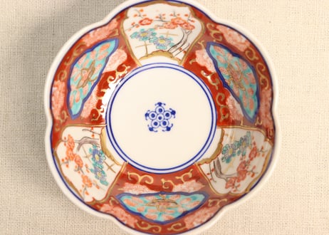 明治後期~大正色絵牡丹と菊梅図六弁小鉢