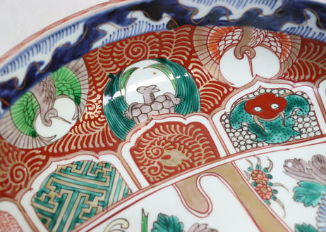 明治前期色絵菊と鶴亀図三ツ組鉢