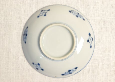 明治前期染付少年と蝙蝠図小皿③ノミホツ ,個体差多め