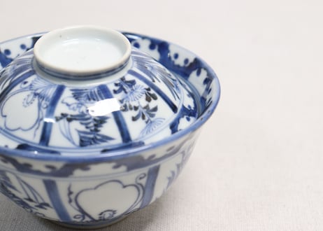 江戸後期染付草花割絵と雪輪図蓋茶碗