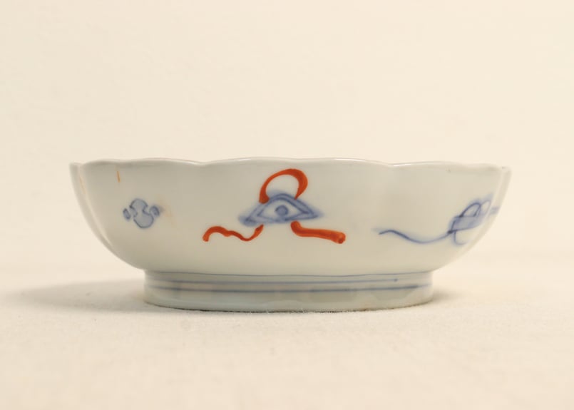 角皿 赤絵 色絵 金彩 松竹梅 4枚 唐草 明治前後 角皿 赤絵 色絵 金彩 松竹梅 4枚 唐草 明治前後 - メルカリ