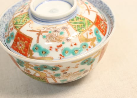 明治前期色絵松梅菊図飯茶碗
