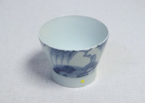 江戸後期染付柳に牡丹図広東型猪口③　高台ホツ