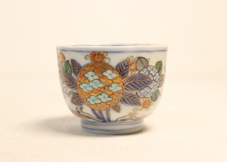 明治前期色絵紫陽花図通り物向付①見込み薄め