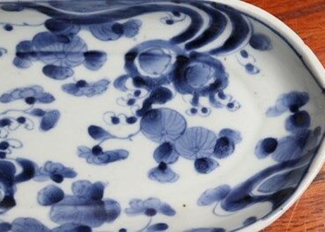 江戸中期染付流水に菊図舟形皿②