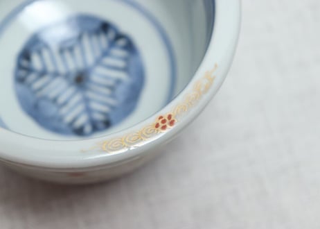 江戸中期赤絵金彩薊図大向付　高台ホツ