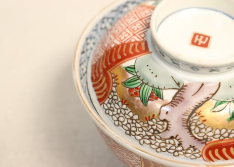 明治前期色絵桜に万年青図通り物飯茶碗①濃いめ