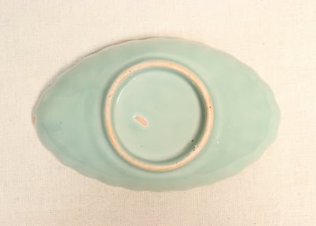 江戸中期青磁舟型皿②フリモノ,少甘手,かたつき