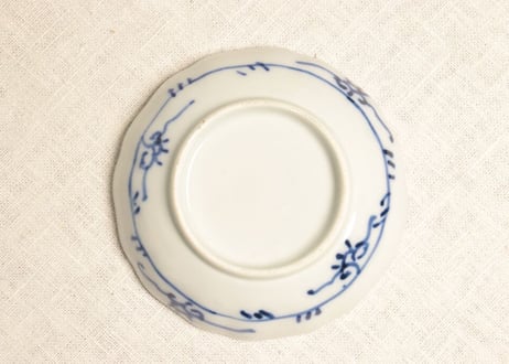 明治前期色絵桐と花図小皿