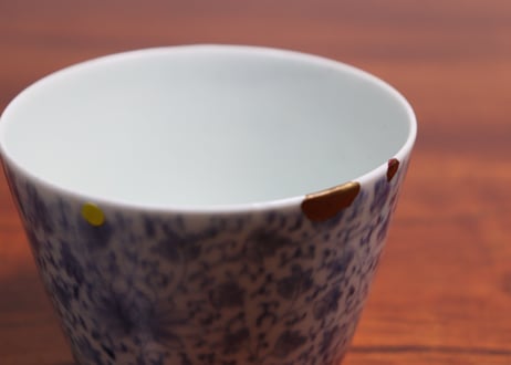 江戸中期染付花唐草図大猪口　直し,小ニュウ
