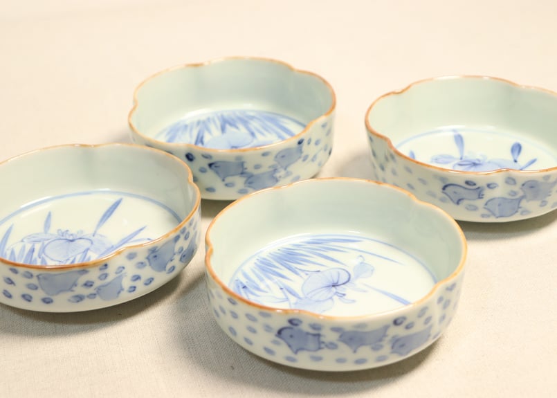 明治前期染付菖蒲と波千鳥図五弁小鉢 | 吉祥寺PukuPuku