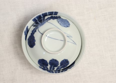 江戸後期染付大根図蓋茶碗5客組 内1客ノミホツ