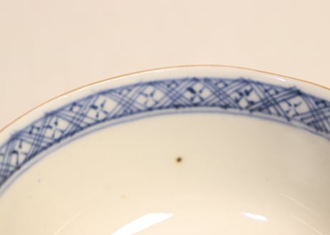 明治前期色絵山水図通り物飯茶碗①