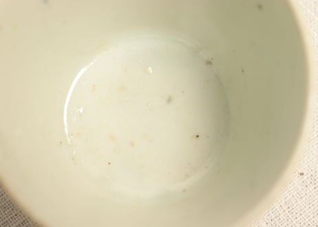 【金継ぎ用】江戸中期染付松竹梅図くらわんか猪口 ホツ