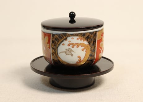 明治前期色絵波千鳥と牡丹図湯呑 天目台、蓋セット 5客組 小キズ