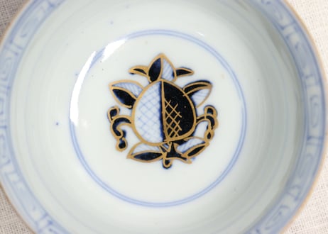 明治前期色絵桃と六方に松竹梅と牡丹図通り物飯茶碗 蓋部分甘手