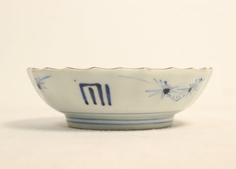 江戸幕末染付四方に花図イゲ縁なます皿②かたつき
