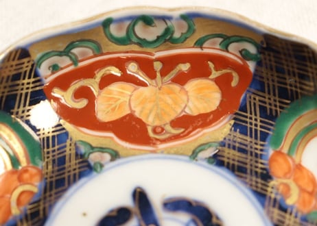 明治前期色絵桐と花図小皿