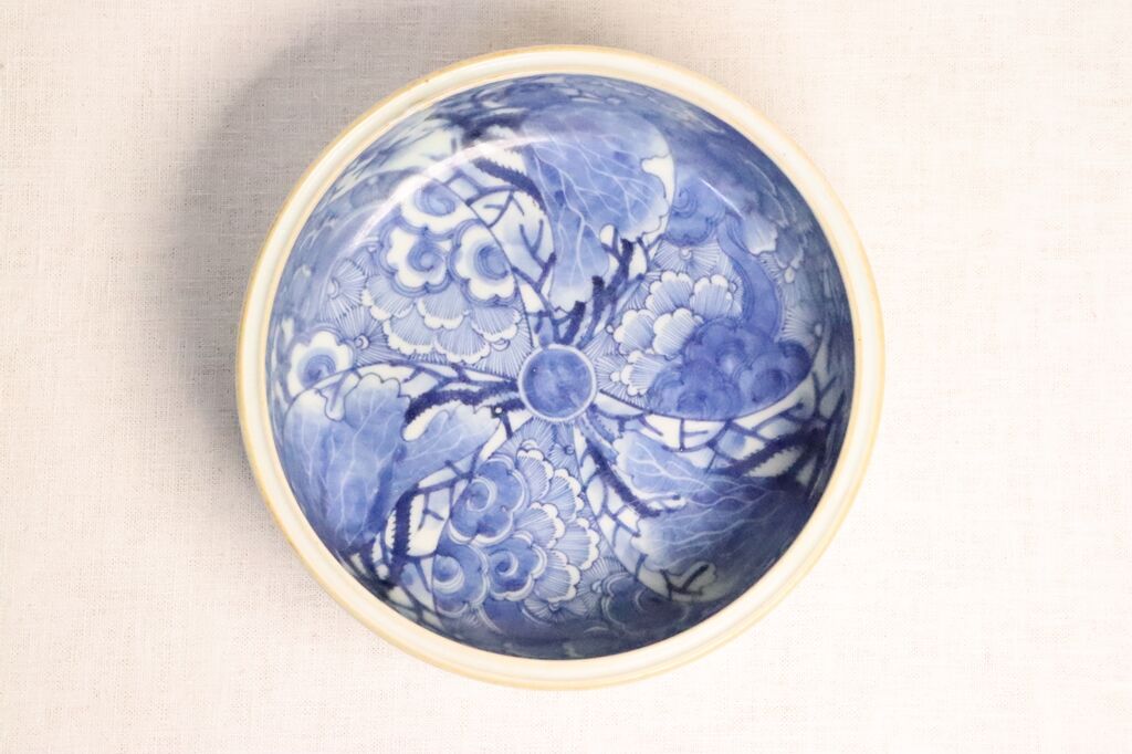 江戸幕末染付捻子に蓮と花弁図桶型7寸鉢 小ホツ | 吉祥寺PukuPuku