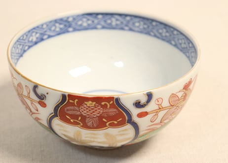 明治前期色絵若松と牡丹図飯茶碗
