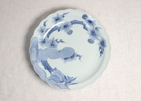 江戸後期染付松図輪花縁尺皿