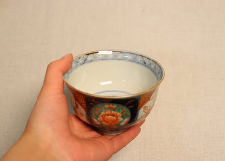 明治前期色絵牡丹と桜図飯茶碗