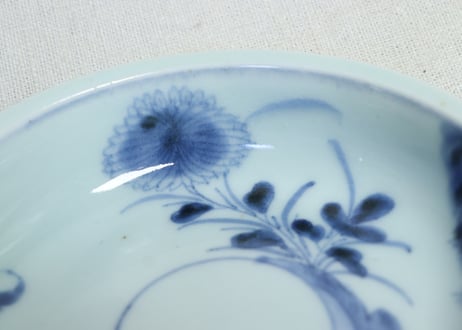 江戸中期染付竹と菊に蝙蝠図なます皿① かたつき