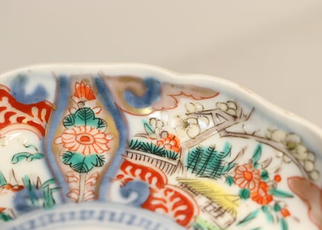明治前期色絵菊と梅図小皿③甘手,釉剥げ