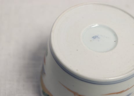 江戸後期色絵山水図通り物猪口