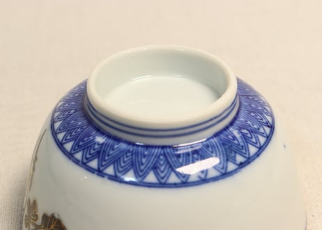 明治後期～大正色絵牡丹図蒸茶碗