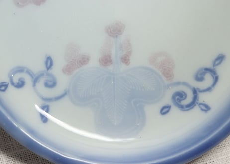 明治後期～大正染付鶴と桐と桜図小皿