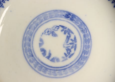 明治前期紙刷鉄線図蓋茶碗