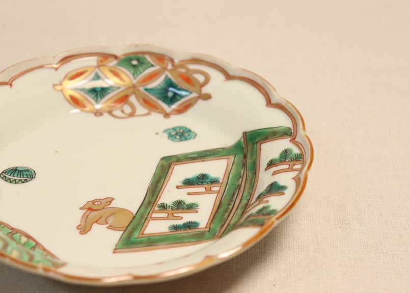 明治前期色絵松図屏風と犬図5寸皿 | 吉祥寺PukuPuku