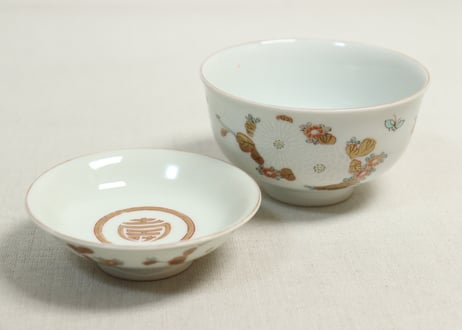 明治前期色絵三方菊図通り物飯茶碗