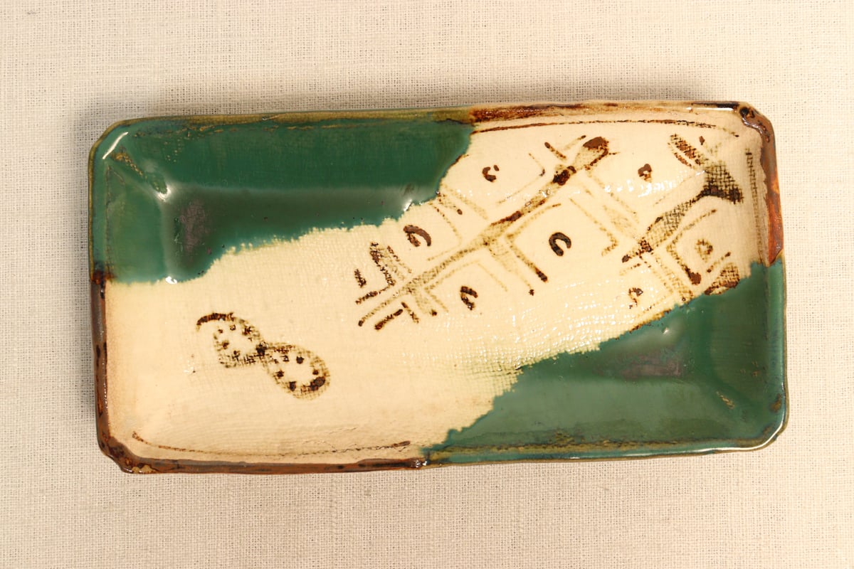 梅紋様皿　5客　　明治～昭和中期頃 梅紋様皿 5客 明治～昭和中期頃