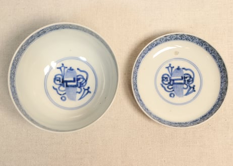明治前期色絵四方に水仙図蓋茶碗　５客組　蓋窯傷,ノミホツあり