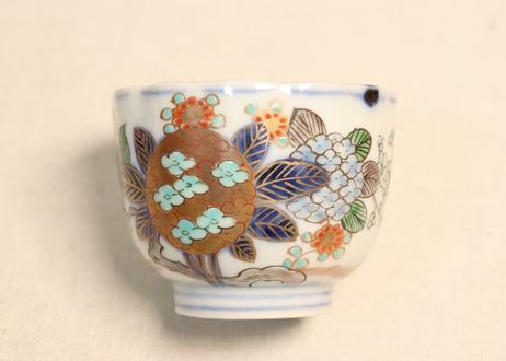 明治前期色絵紫陽花図通り物向付②見込み濃いめ