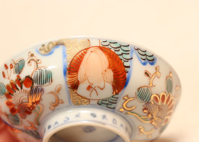 明治後期～大正色絵鶴丸と牡丹図飯茶碗 | 吉祥寺PukuPuku