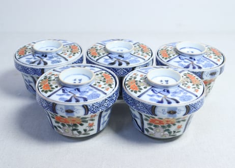 明治前期色絵牡丹と山水図蓋茶碗　5客組　小ニュウ有り
