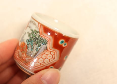 明治前期色絵網引き人物と牡丹図のぞき