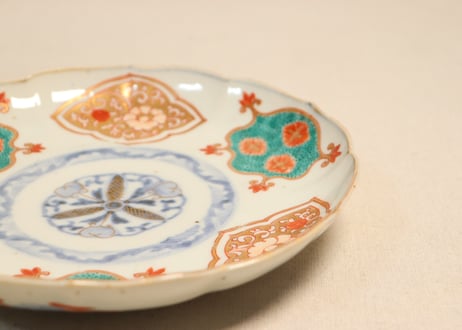 明治前期色絵窓絵花図7寸皿②　色擦れ,見込み薄め