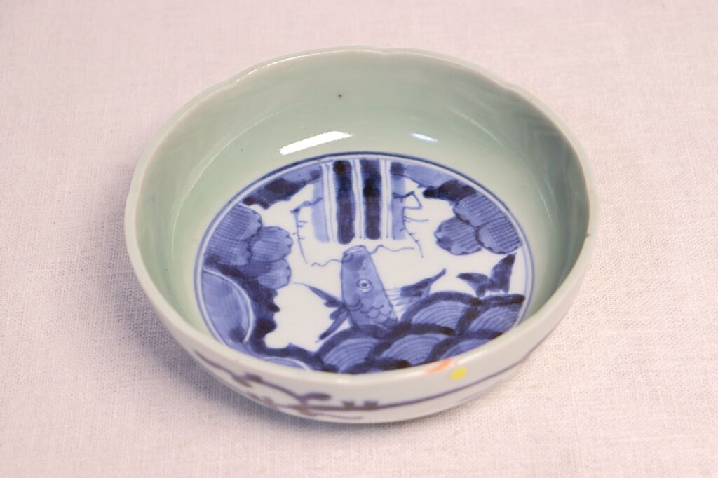 時代染付壺竹&菖蒲紋送料込み0915