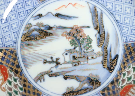 明治前期色絵水に船上人物と幾何学文三ツ組鉢　小サイズムシクイ